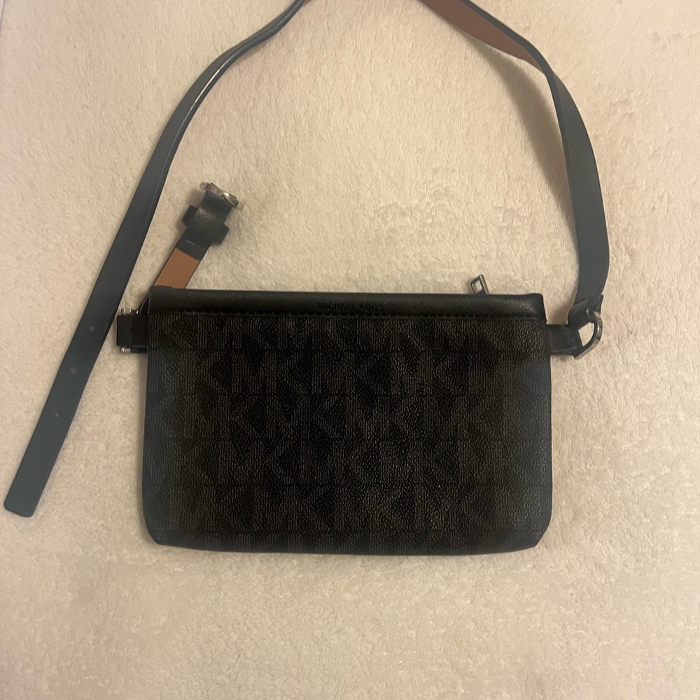 michael kors belt bag